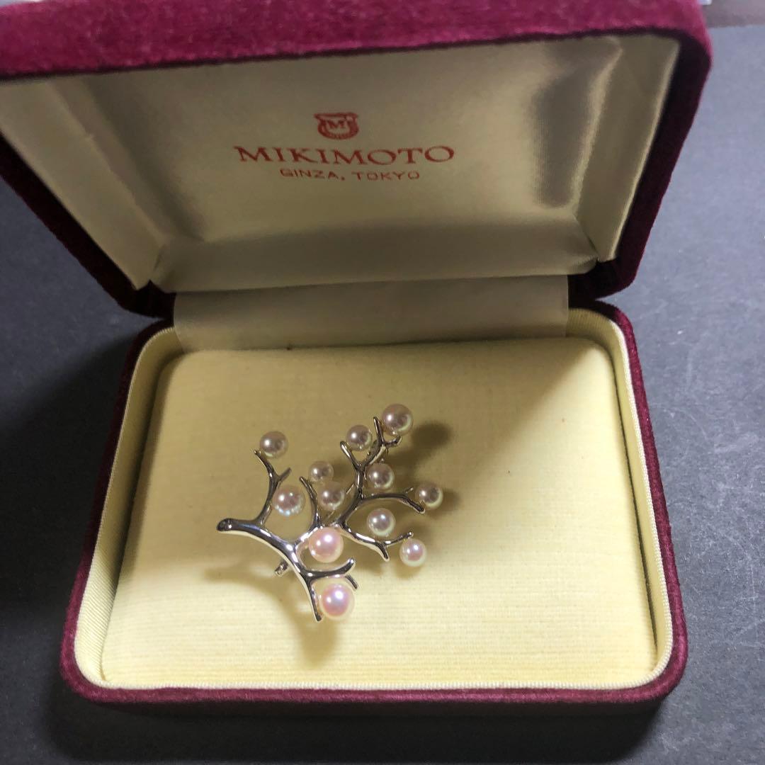 11664 MIKIMOTO 真珠 ブローチ 幸福の木　シルバー MIKIMOTO（ミキモト） ブローチ パール 真珠 4.8-6.8mm 幸福の木