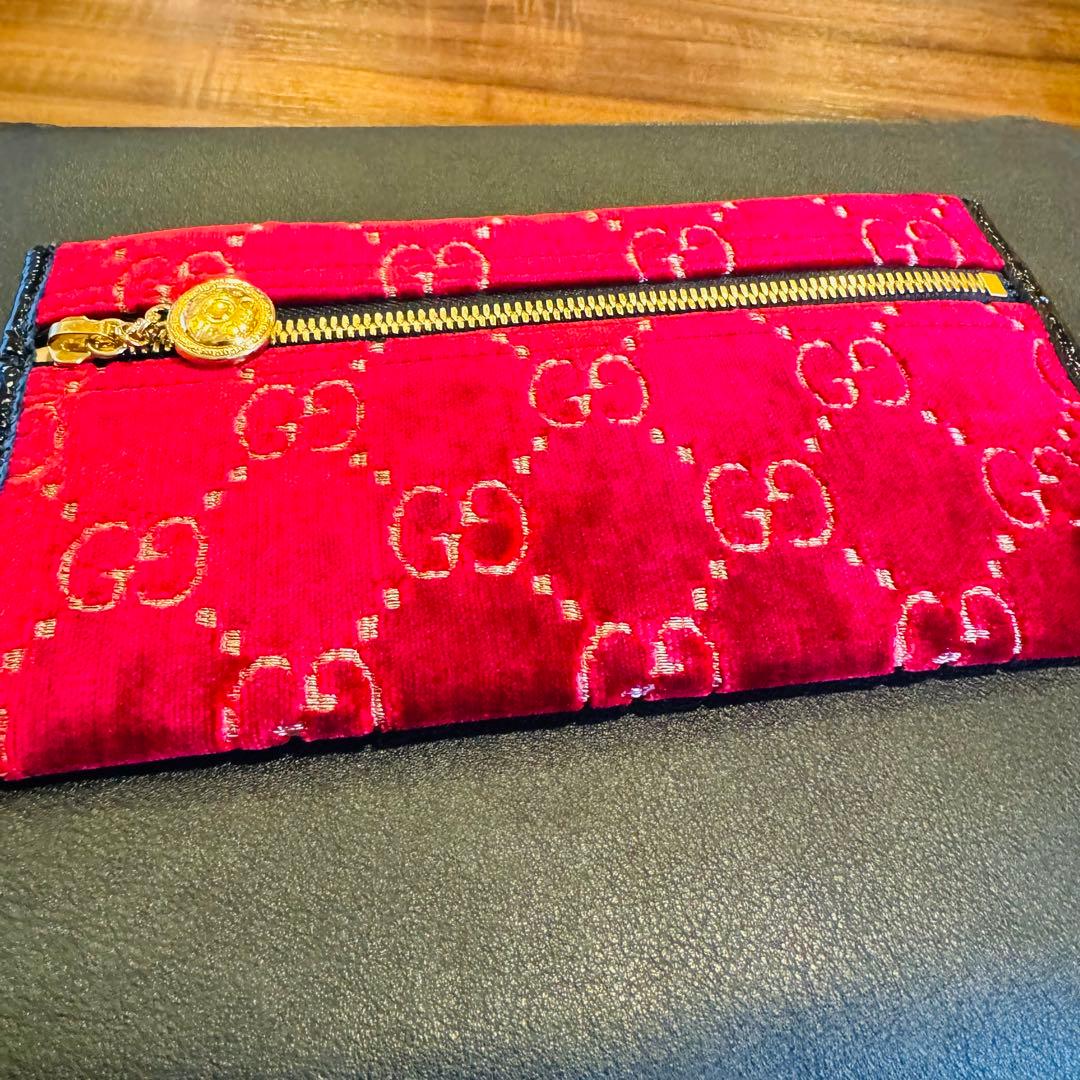 グッチ　チェーン付　ポーチ グッチ | レディース バッグ チャーム＆キーチェーン