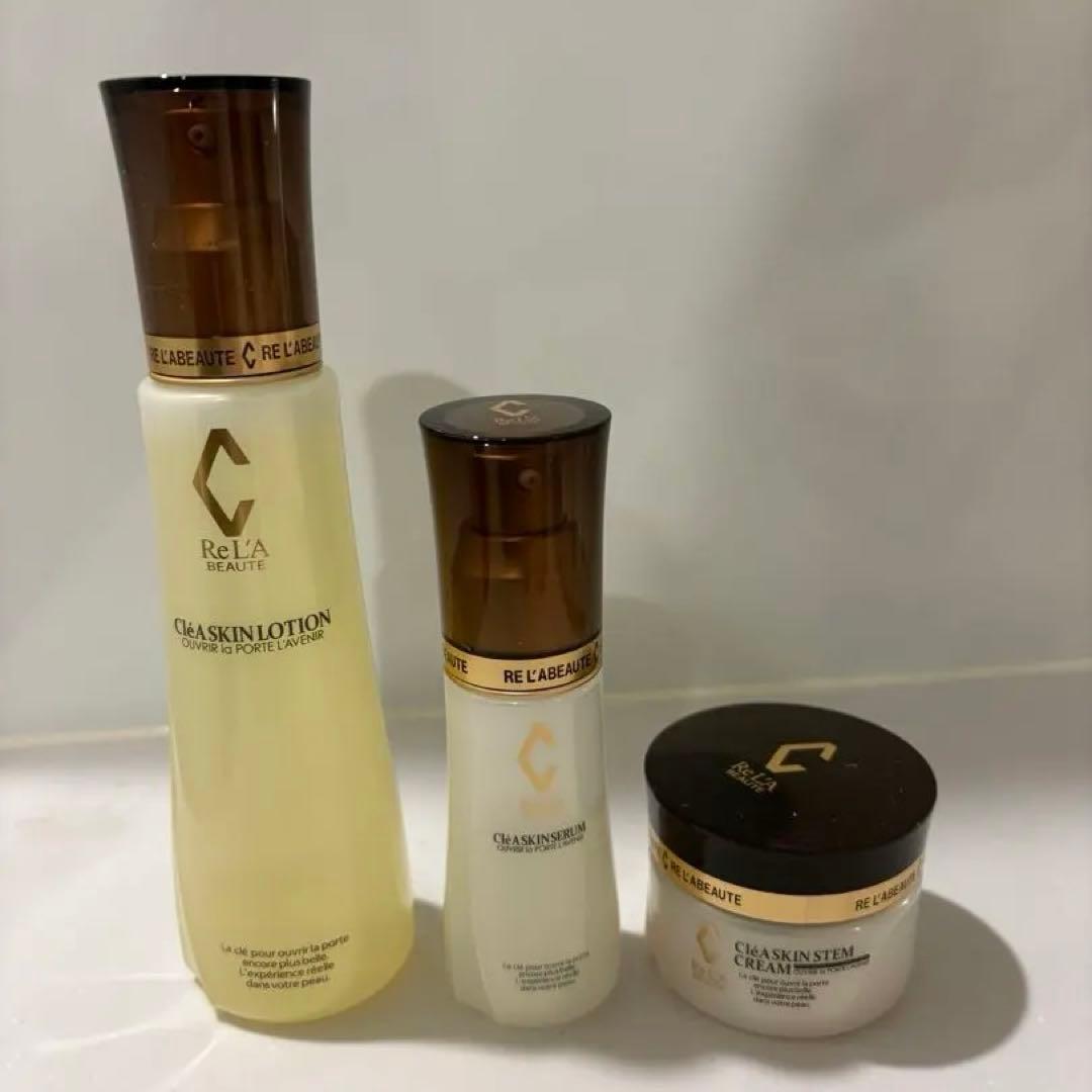 新品未使用品　リアボーテ　クレア　化粧水・美容液・クリーム3点セット