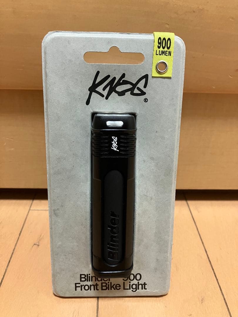 Knog Blinder 900 フロントバイクライト