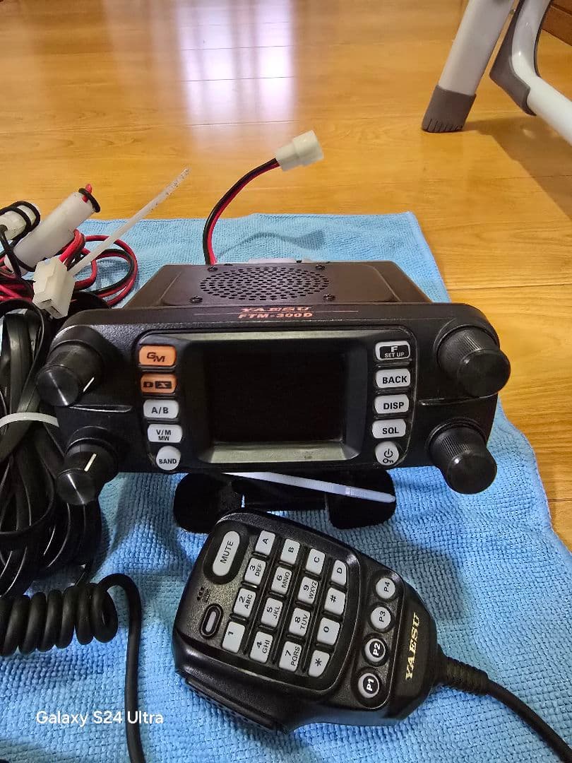 ヤエスアマチュア無線機20W機