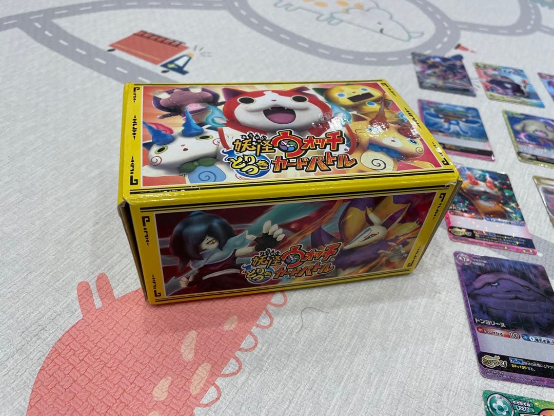 妖怪ウォッチ トレーディングカードボックス　カード412枚