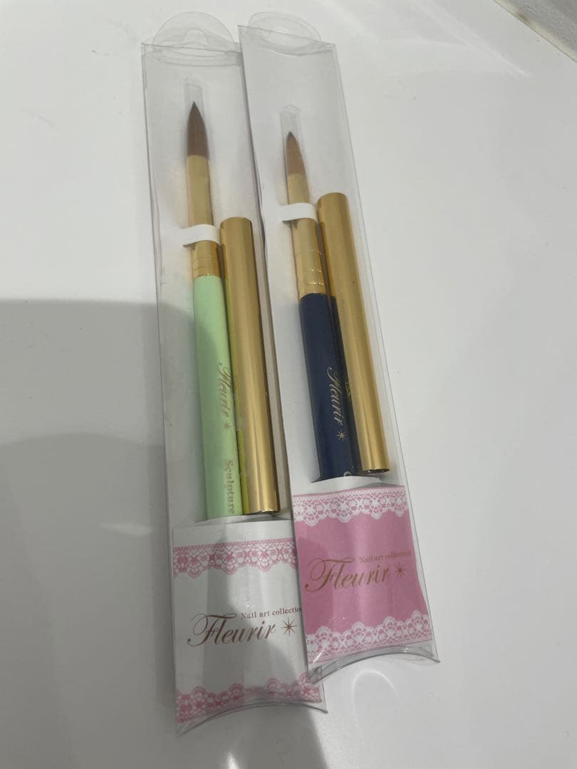 新品未使用　フルーリア　筆　スカルプ　ネイリスト検定一級　ネイルサロン