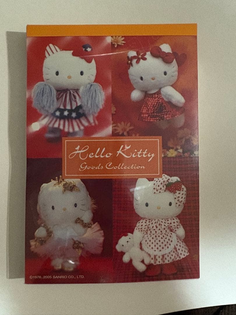 Hello Kitty Goods Collection メモ帳 人形 赤