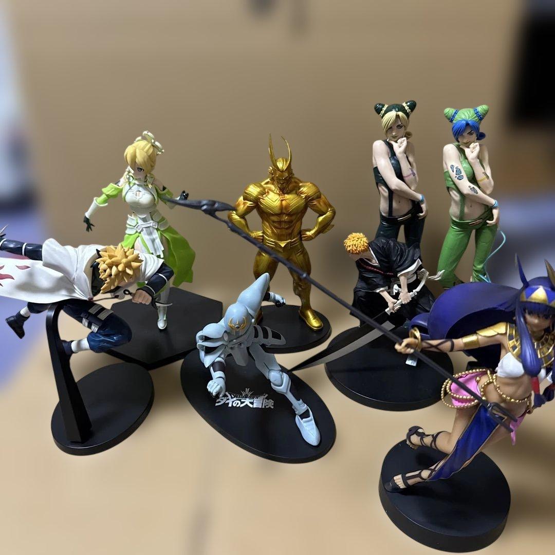 アニメキャラクターフィギュア 8体セット - メルカリ