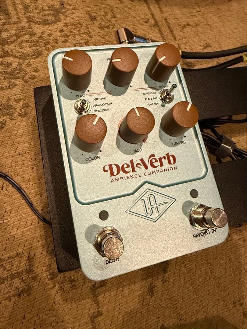 Del-Verb Ambience Companion ギターエフェクター