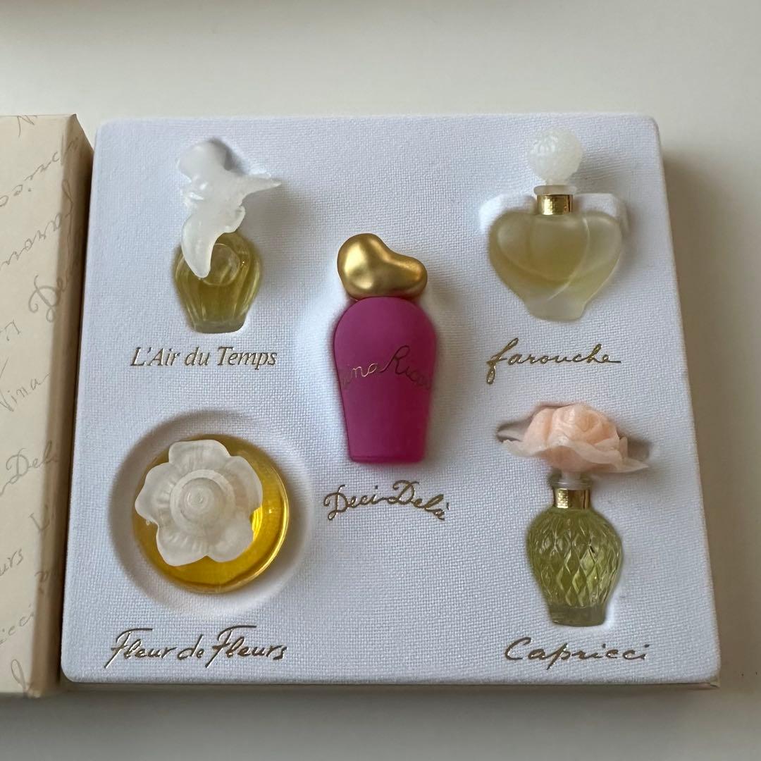 NINA RICCI ミニ香水セット - メルカリ