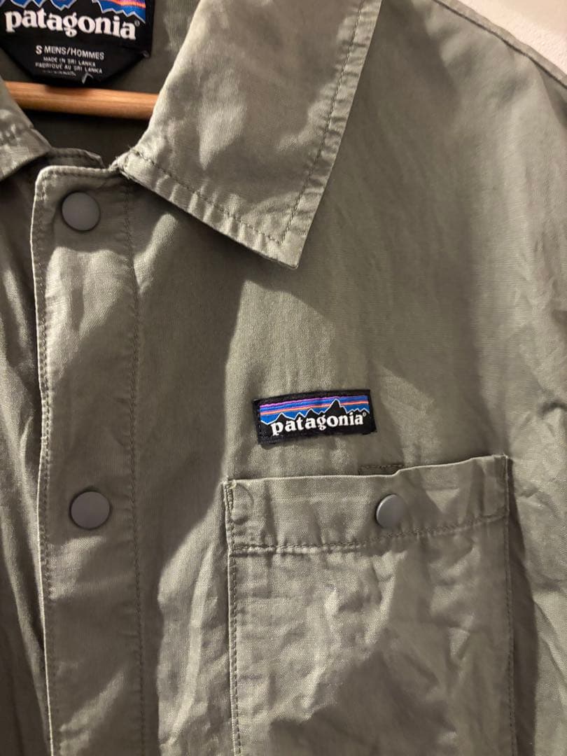 patagonia オリーブ リネンコーチジャケット S - メルカリ