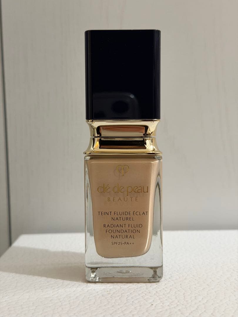 ほぼ未使用/クレ・ド・ポー ボーテ タンフリュイドエクラ ナチュレルオークル00