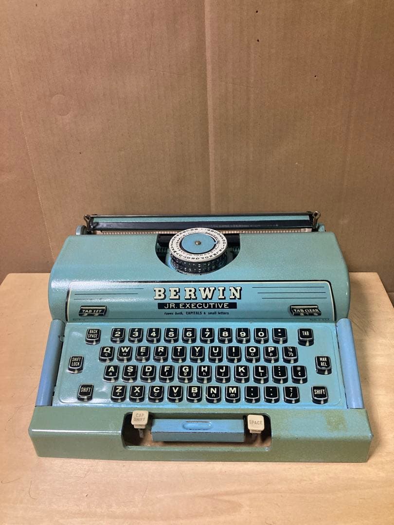 おもちゃのタイプライター 水色　アメリカ　ビンテージ　子ども