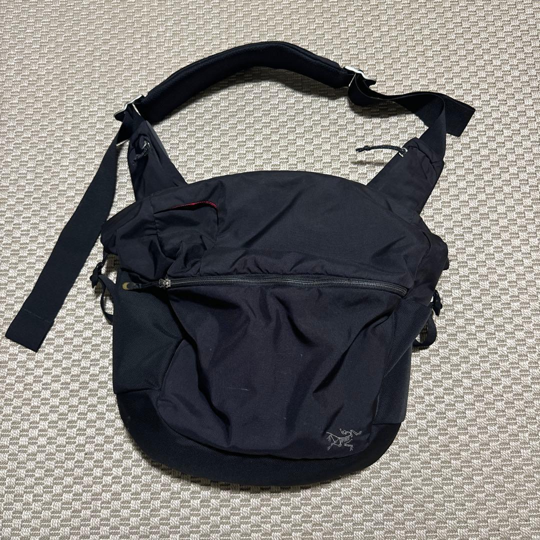 ARC'TERYX Mistral 16 - メルカリ