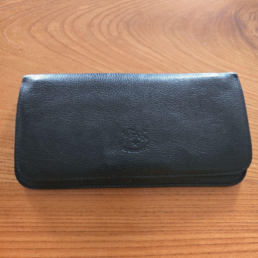 IL BISONTE　イルビゾンテ 黒 レザー 長財布 ラウンドファスナー