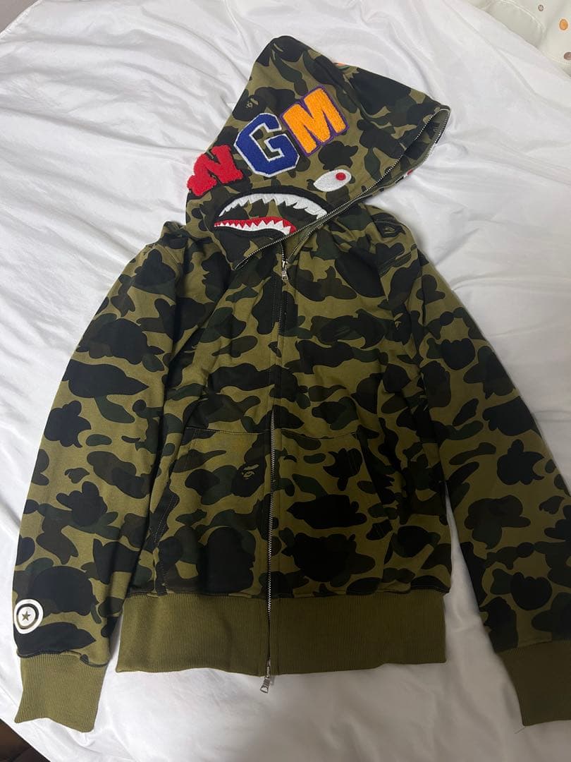 APE シャークパーカー Lサイズ