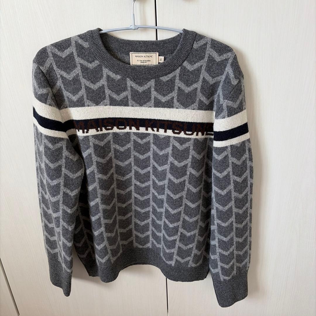 メゾンキツネMAISONKITSUNE ニット　セーター