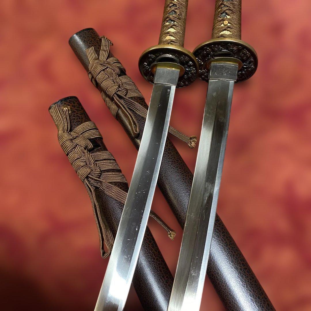 上級模造刀大小2本 茶柄 真鍮雲龍楕円鍔 焦茶鱗鞘 - メルカリ