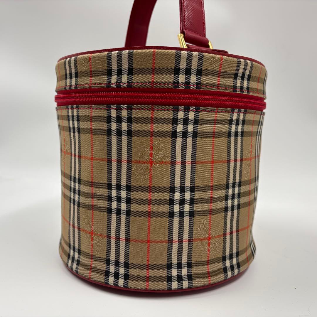 美品【BURBERRY】バニティバッグ ノバチェック レッド シャドーホース 美品【BURBERRY】バニティバッグ ノバチェック レッド シャドーホース