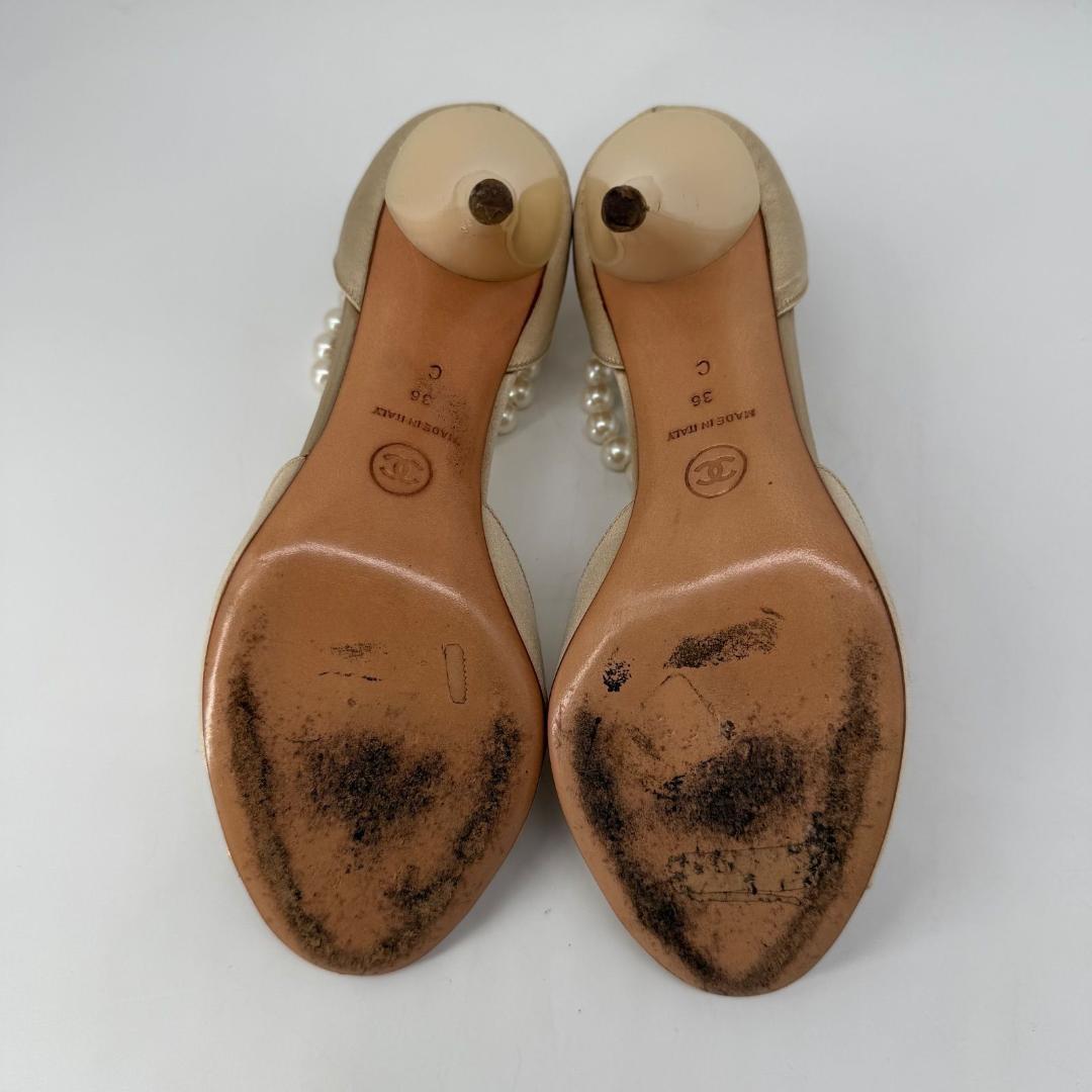 15360✨CHANEL サテンパンプス パールストラップ 36 ゴールド