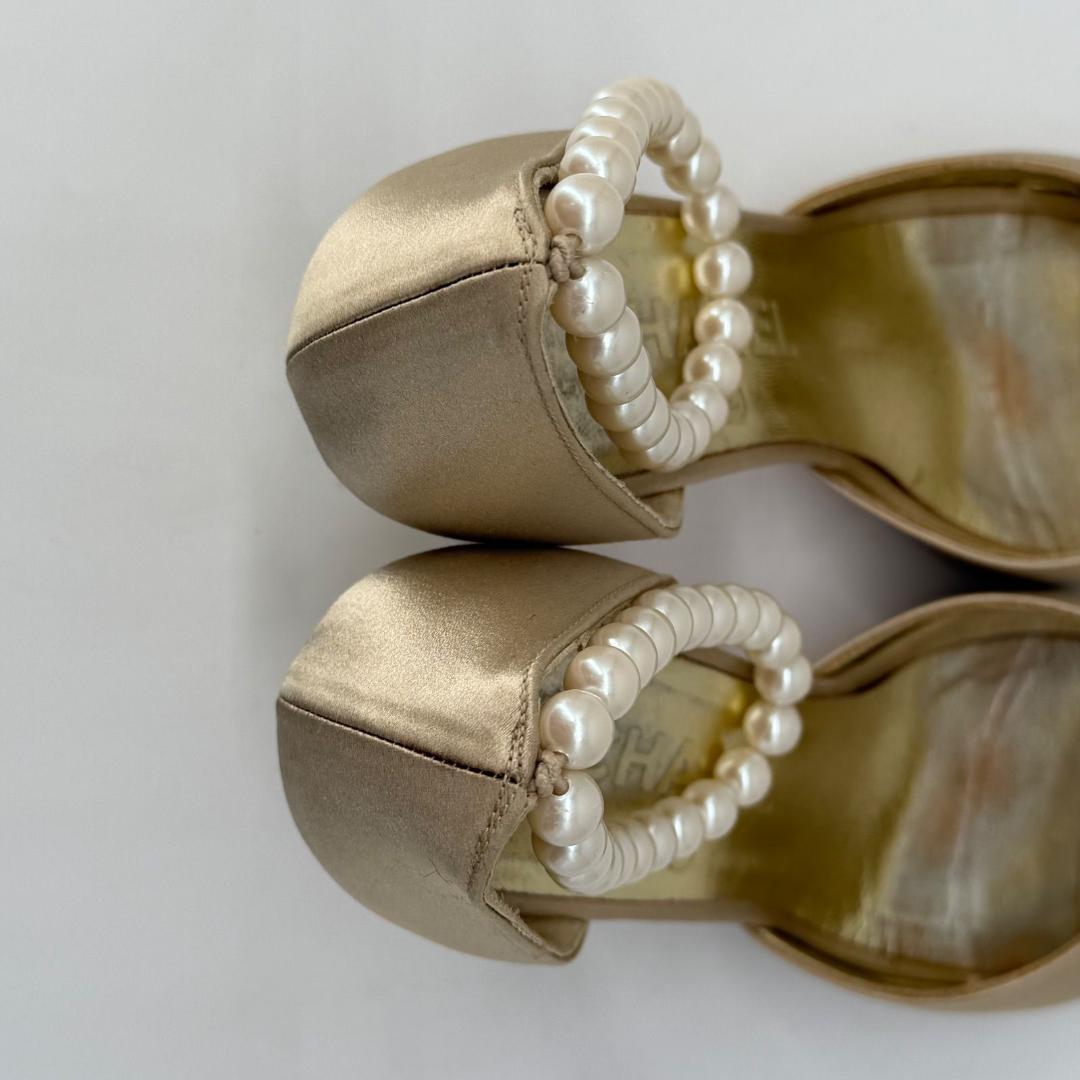15360✨CHANEL サテンパンプス パールストラップ 36 ゴールド