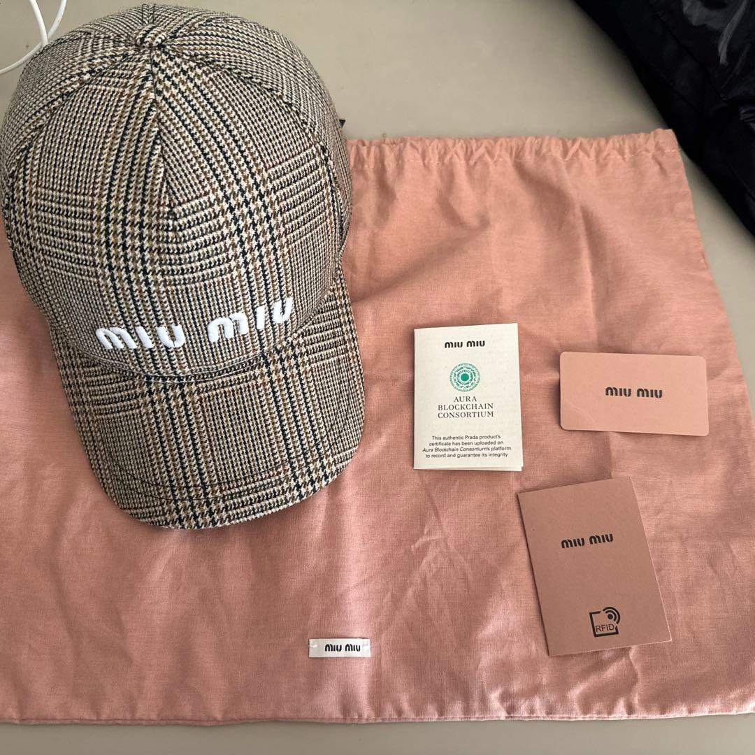 美品miu miu チェック柄 ベースボールキャップ Mサイズ