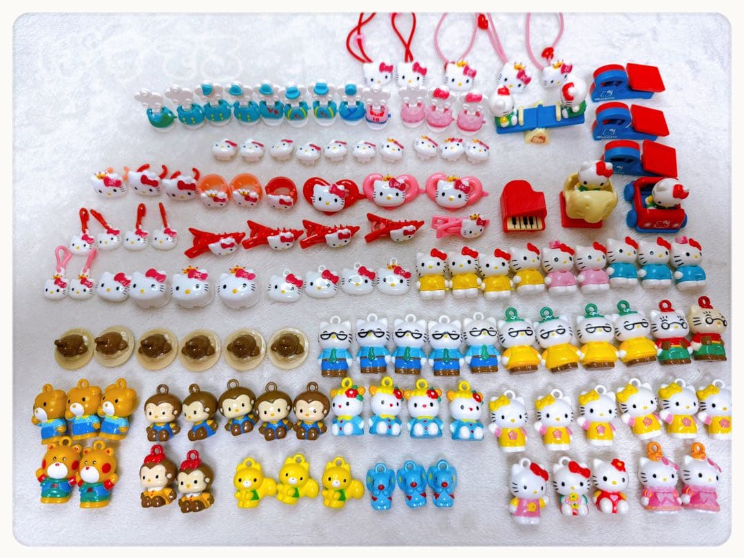 平成レトロ　ハローキティ　ファミリー　仲間たち　ワンダーカプセル　マスコット