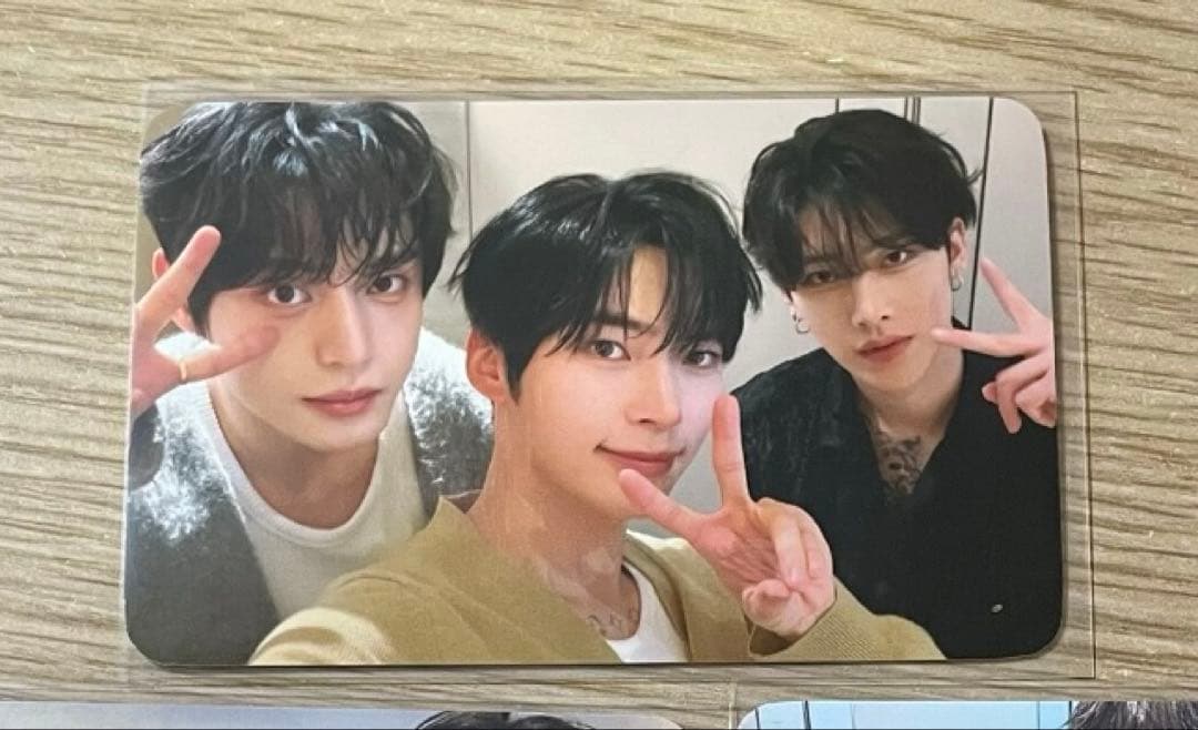 ZB1 NEVERSAYNEVER muvve 香港サイン会当選 トレカ A