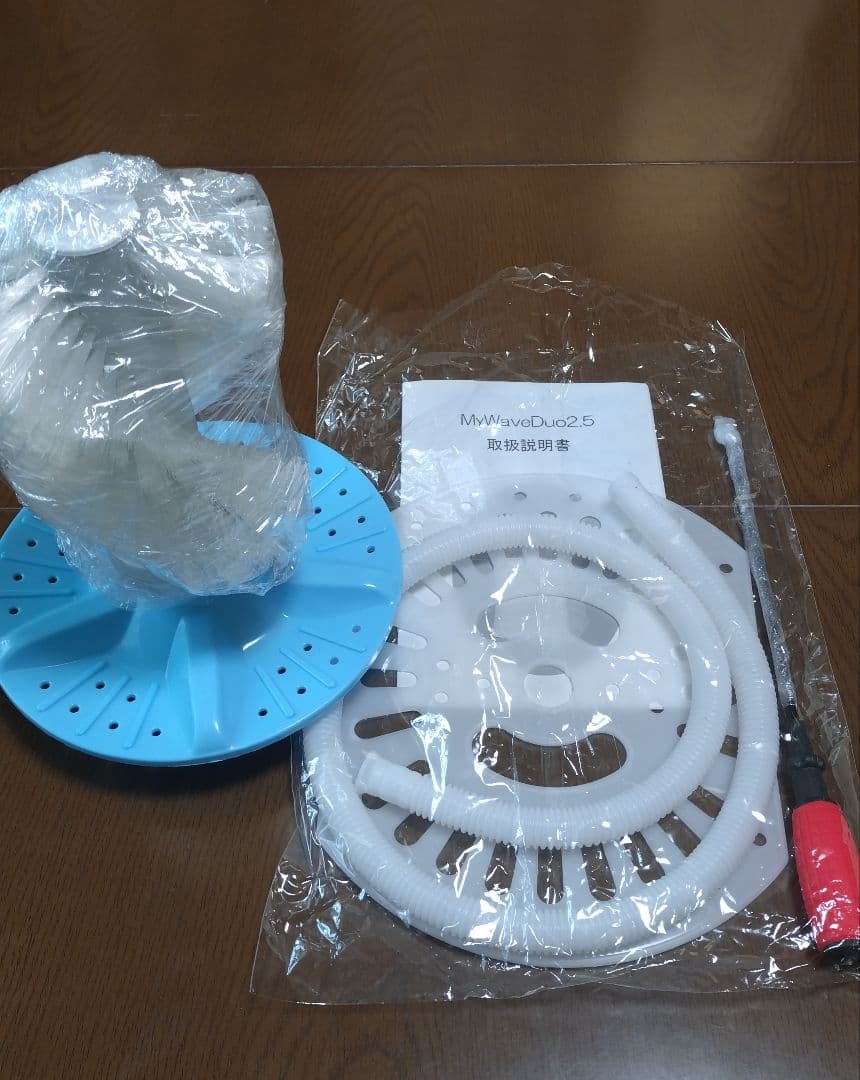 【超美品】小型洗濯機　2.5kg　洗濯、脱水 　靴洗スクリュー　取説　2024製