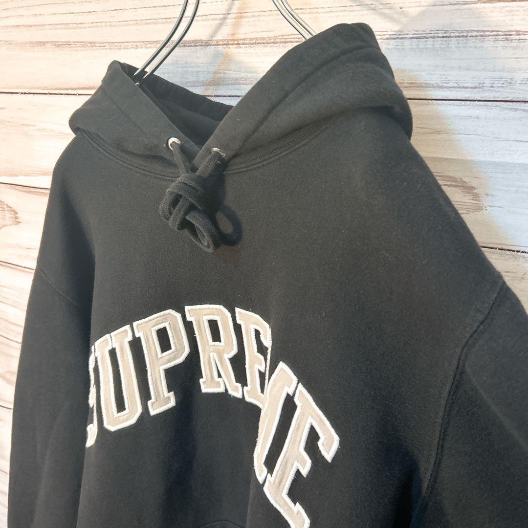 《希少》Supreme シュプリーム 刺繍ロゴ プルオーバーパーカー M