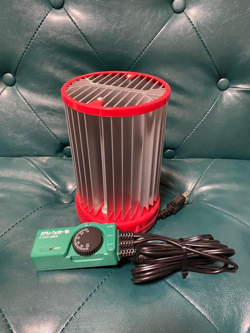 昭和精機 パネルヒーター[Eサーモ付]NS 250 100V 250W