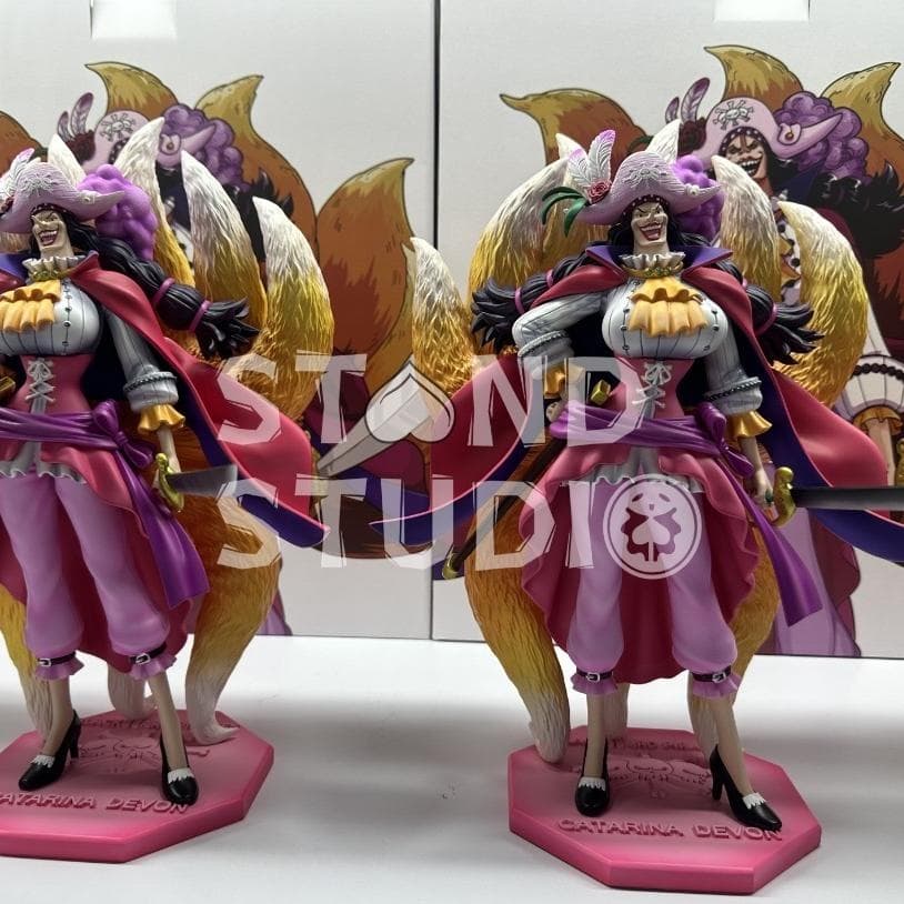 ワンピース カタリーナ・デボン フィギュア ガレージキット 塗装済み完成品