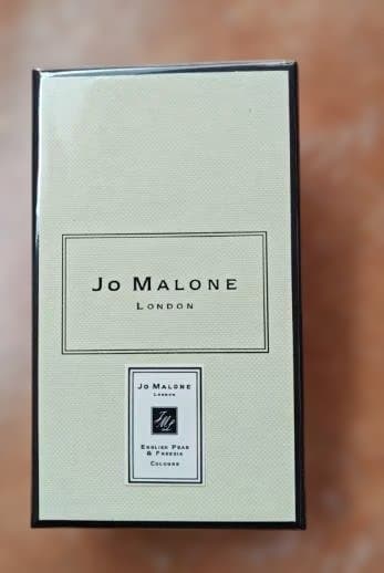 ジョーマローン イングリッシュペアーアンドフリージア 香水