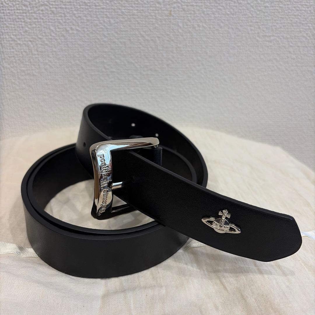 新品 Vivienne Westwoodベルト ブラック シルバーバックル
