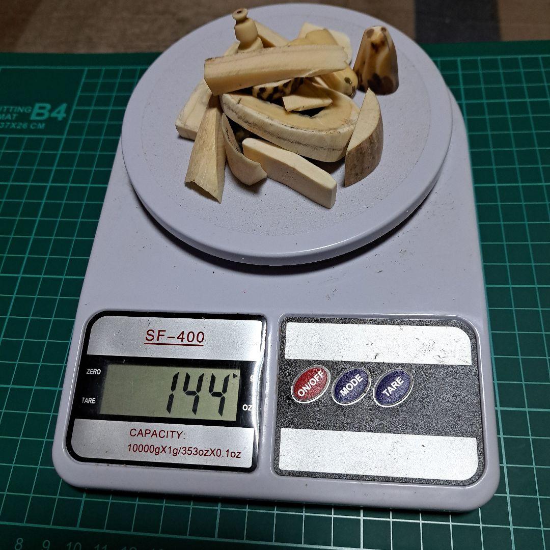 マッコウ鯨の歯 イッカク (海豚の歯&鯱の歯付) ３０個 144g おまけ付き