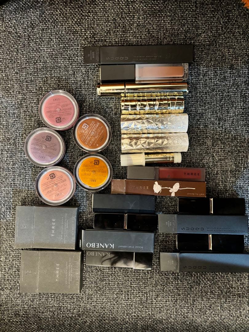 three SUQQU コスメデコルテ❤️デパコスまとめ売り