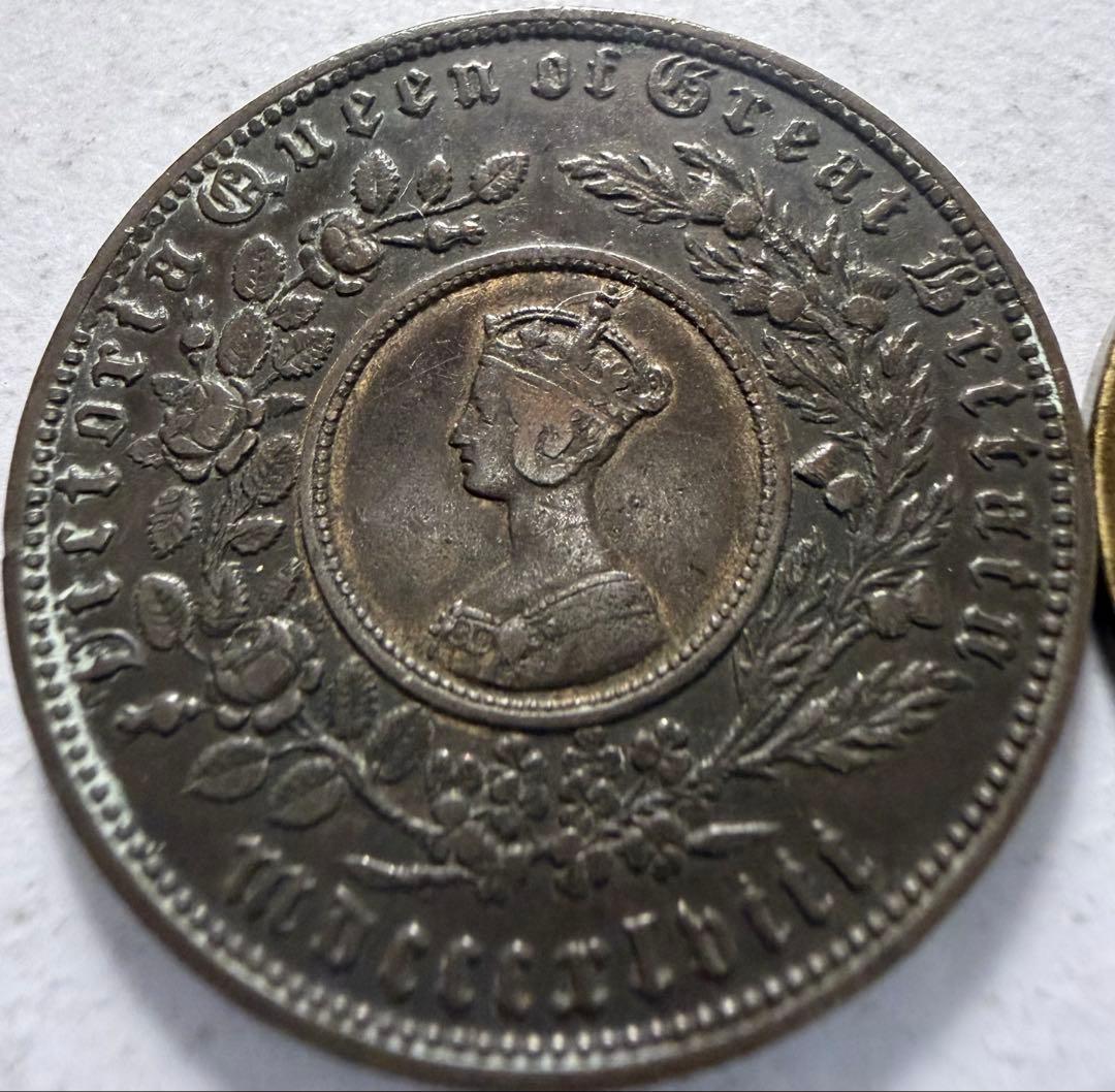 カ*ん様 1847年英国ヴィクトリア女王ゴシックモデル　クラウン銀貨　レア 1847 ヴィクトリア女王 ゴチッククラウン銀貨 アンデシモエッジ NGC