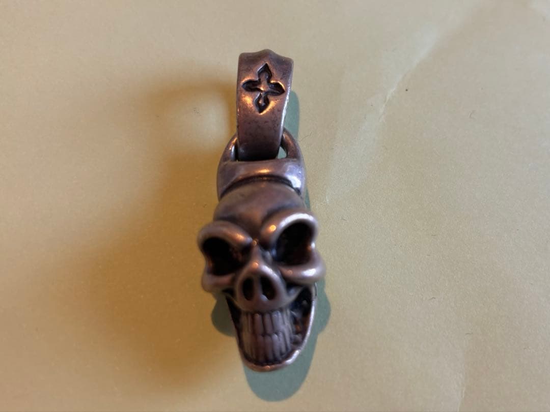 ビルウォールレザー　グッドラックスカル　チャーム