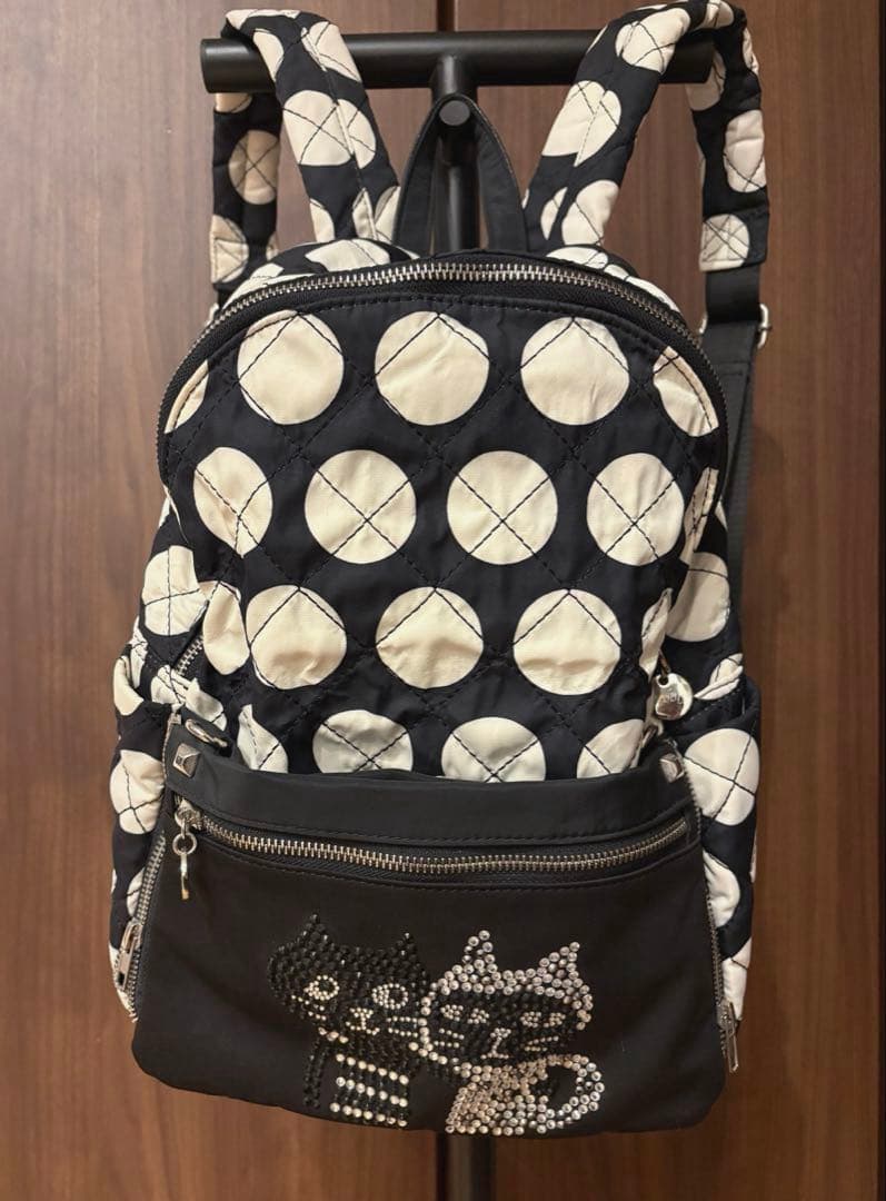 Pebbly ペブリー　Me&Yo リュック　ラインストーン　刺繍　ドット柄 Pebbly ペブリー Me&Yo リュック ラインストーン 刺繍 ドット柄 - メルカリ