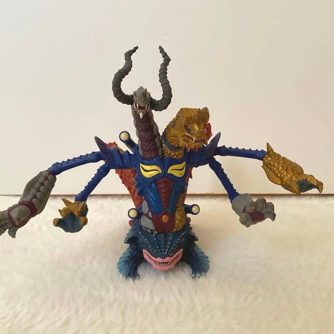 バンダイ ウルトラ怪獣シリーズ2008MOVIE 究極合体怪獣 ギガキマイラ