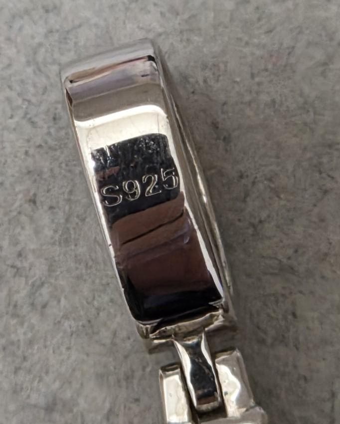 AVALANCHEアバランチ　テニスクロス　十字架　SV925トップ　43207