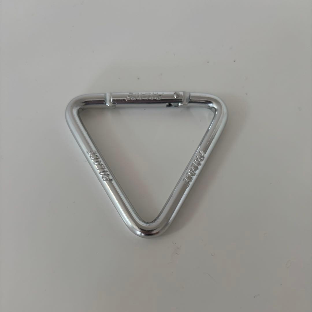 Palace カラビナ - メルカリ