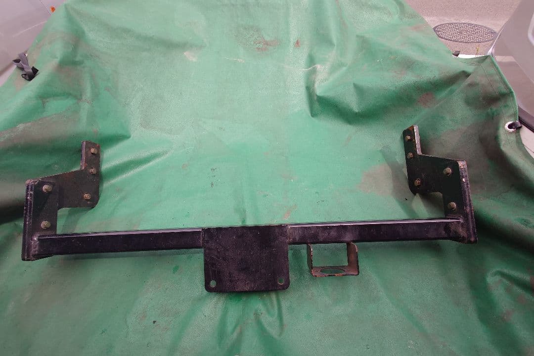 引き取り限定】 三菱ストラーダK34T型用 ヒッチメンバー ジャンク 品