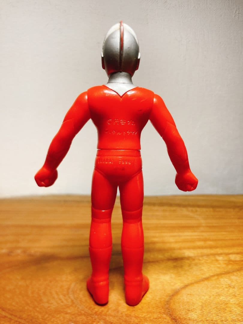 ザ・ウルトラマンソフビ ウルトラマンジョーニアス - メルカリ