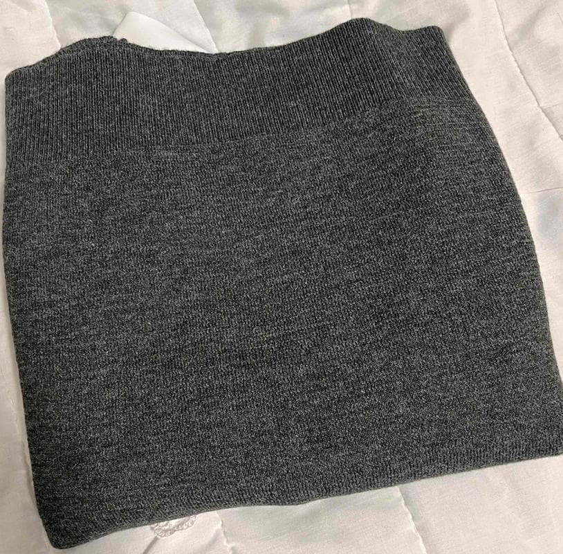 Vネックニットグレーアセロラ様