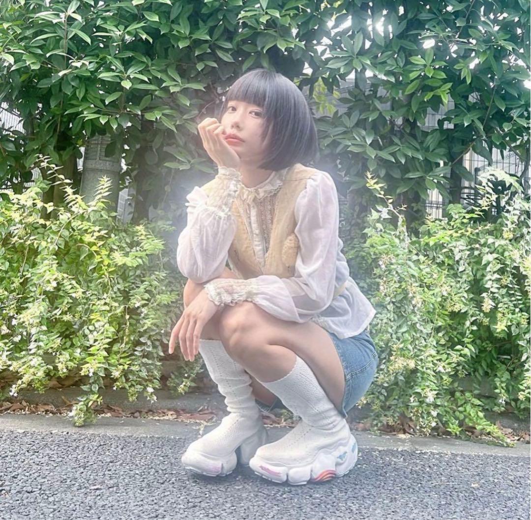 あのちゃん着用 grounds MOOPIE LACE LONG White