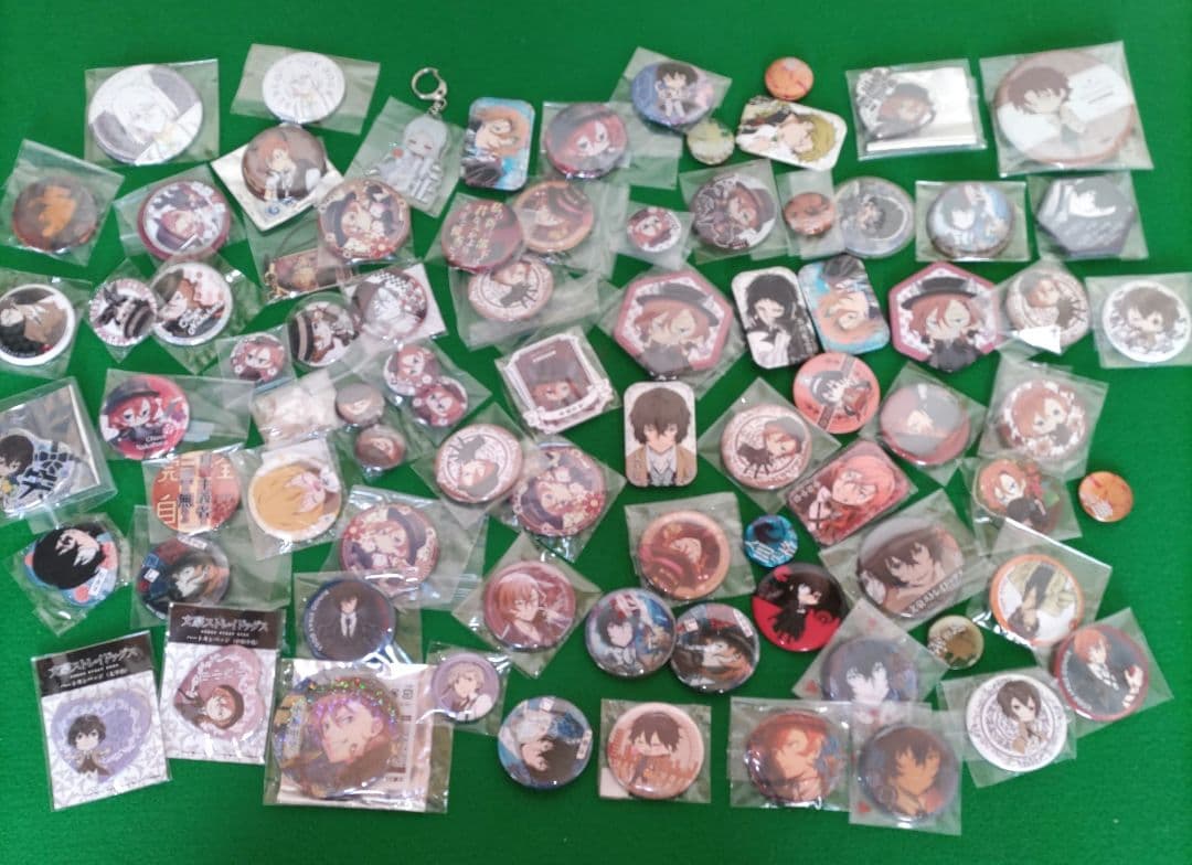 ④⑧ 太宰　中原中也　缶バッジ　アクリルスタンド　など