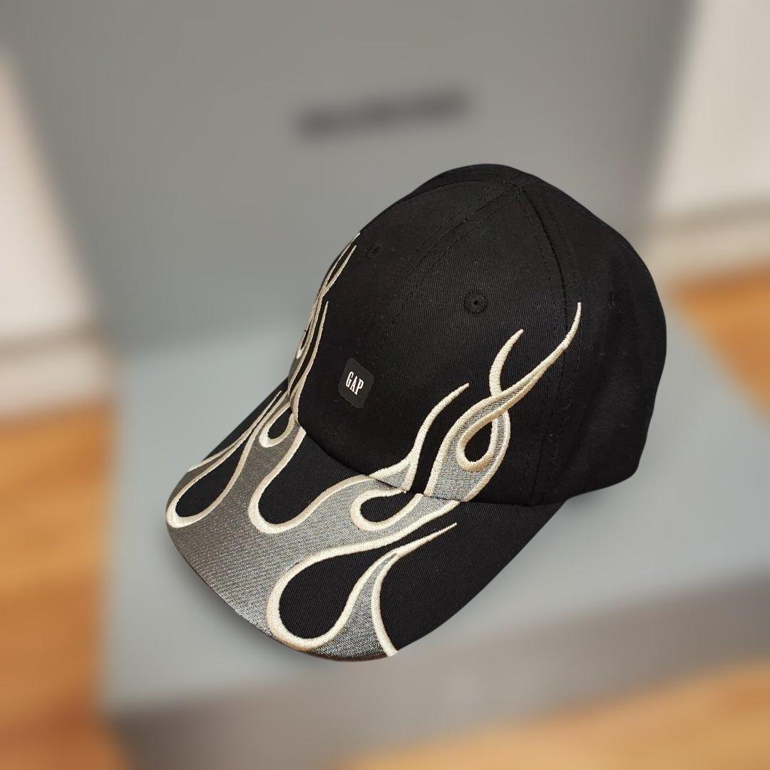 YEEZY × GAP ENGINEERED BY BALENCIAGA