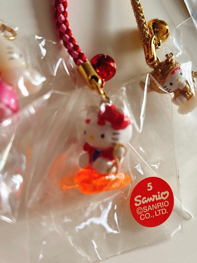 サンリオ ハローキティ 限定 根付 4つセット - メルカリ