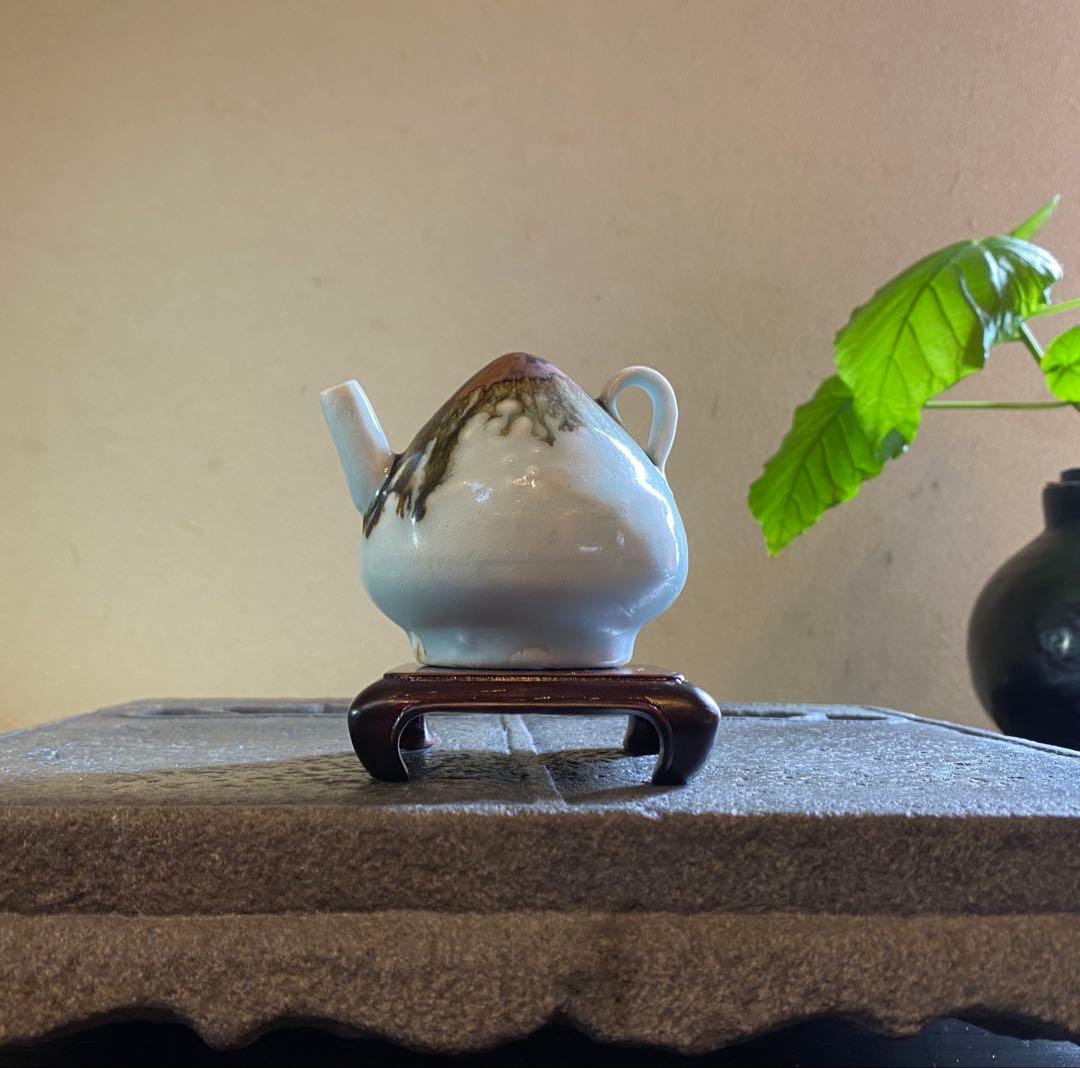 アンティーク・李朝・白磁鉄砂水滴・梅花・唐木鑑賞台座付・2点セット