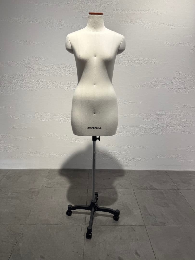 【momo】SUNKA 新文化ヌードボディ ホワイトマネキン