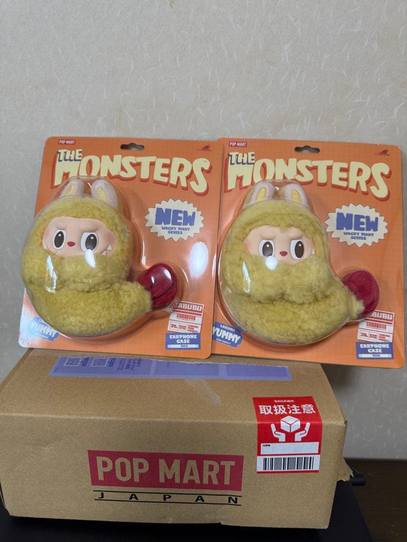 THE MONSTERS Wacky Mart シリーズ イヤホンケース POP MART: THE MONSTERS Wacky Mart Series-Earphone Case