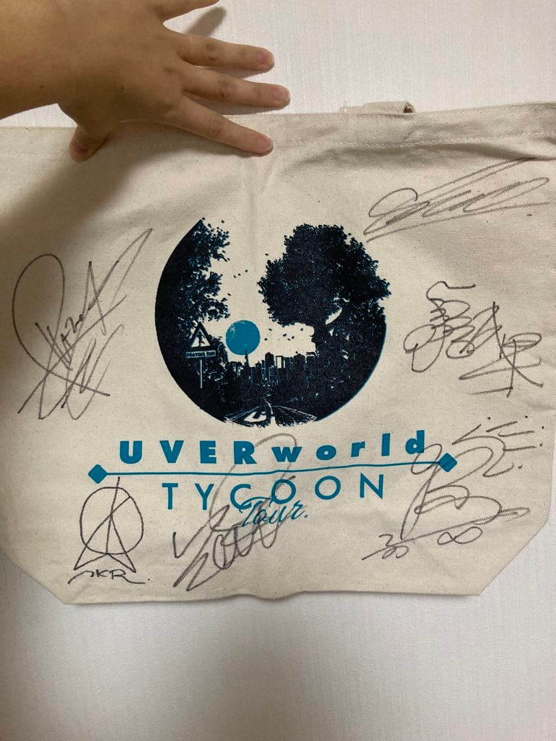 UVER world グッズ